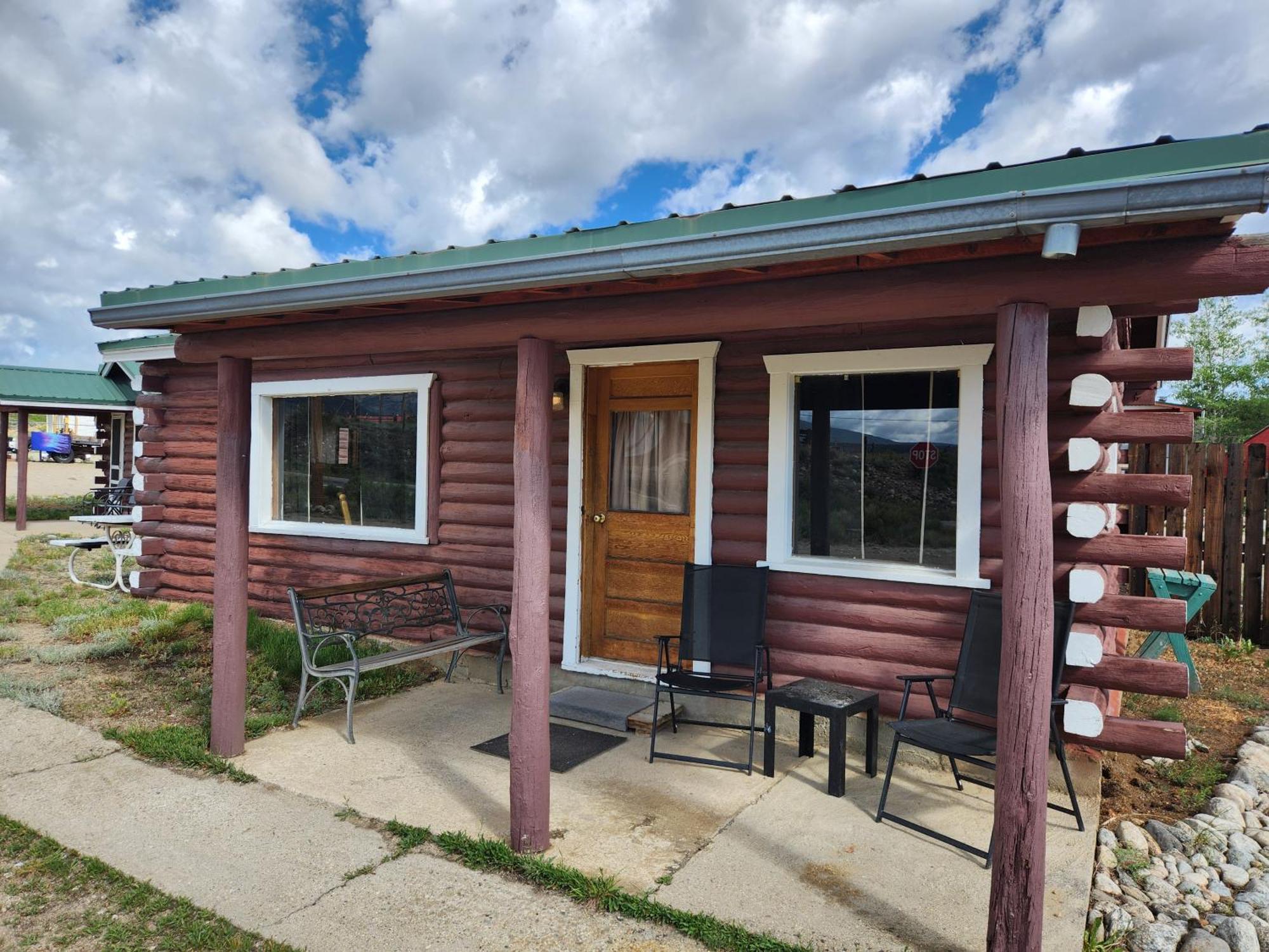 Winmar Cabins Twin Lakes  Exterior photo